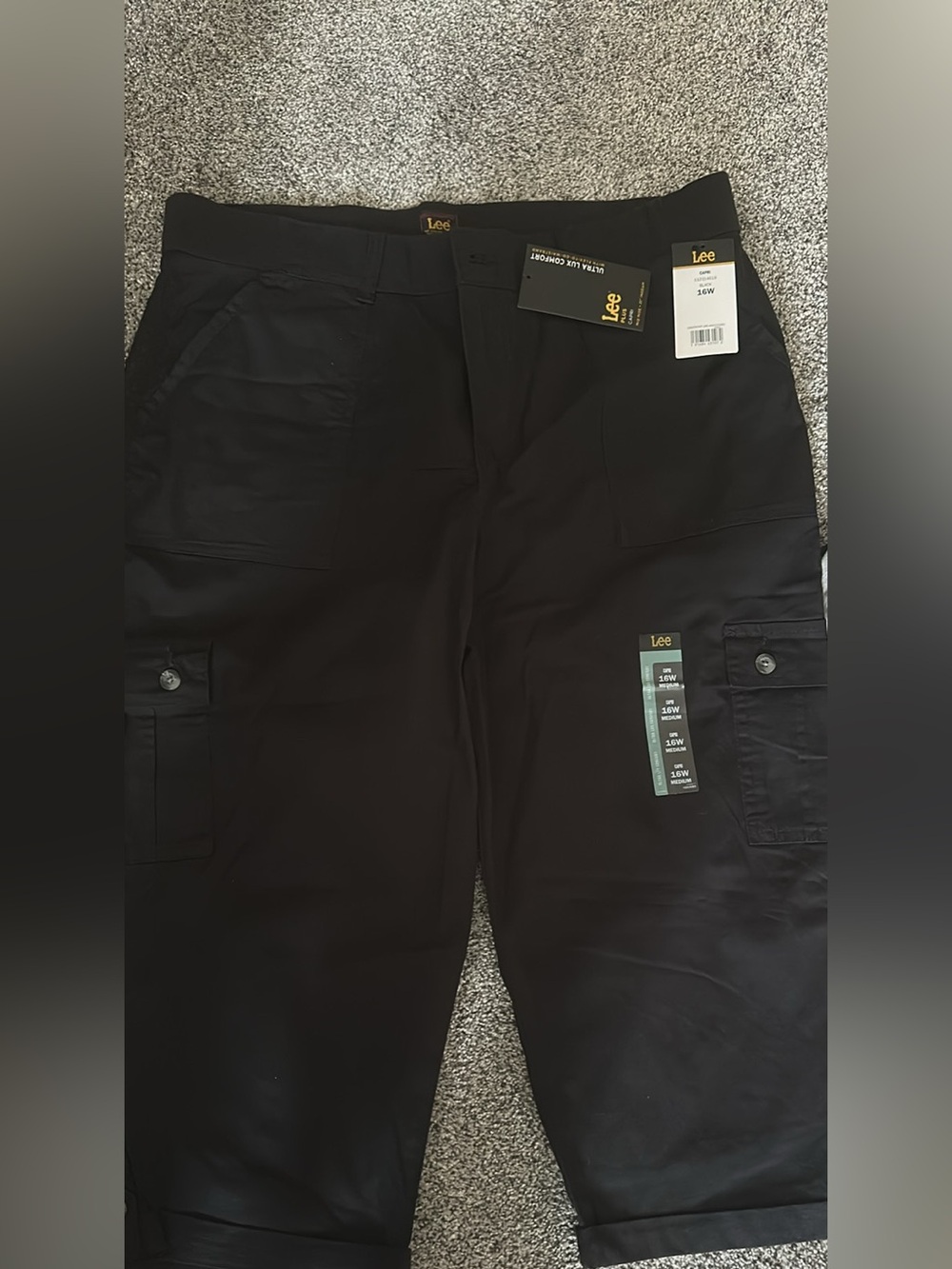 Lee Black Capri Cargo Pants with Utility Pockets